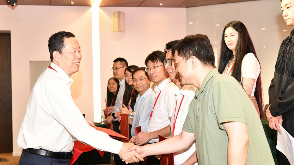 VOL.01 |“惠”面新生 · 2023应届生启动会暨师徒协议签约仪式正式起程