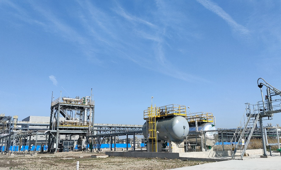 国家重点研发计划“碳酸乙烯酯加氢合成乙二醇联产甲醇新技术”课题通过中试考核和十万吨工艺包评审