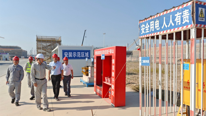 Peers from other units came to the Huayi MTO project site for observation and communication